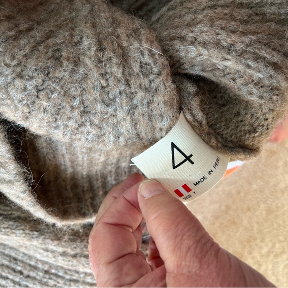 Cozy Beige Turtleneck Sweater for Women - Picture 7 of 7